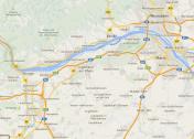 The Rheingau is north of the Rhine (Map from Google Maps)